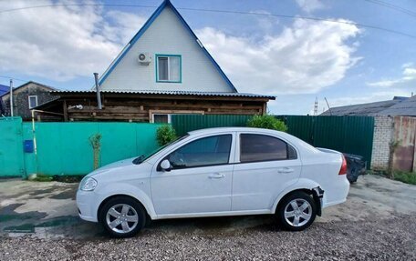 Chevrolet Aveo III, 2010 год, 390 000 рублей, 3 фотография