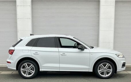 Audi Q5, 2019 год, 2 800 000 рублей, 2 фотография