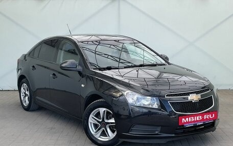 Chevrolet Cruze II, 2009 год, 750 000 рублей, 2 фотография