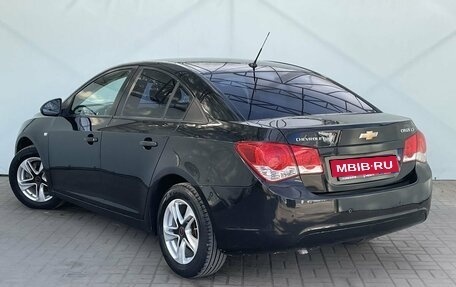 Chevrolet Cruze II, 2009 год, 750 000 рублей, 5 фотография