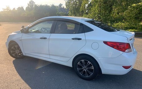 Hyundai Solaris II рестайлинг, 2013 год, 499 000 рублей, 2 фотография