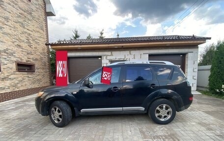 Mitsubishi Outlander III рестайлинг 3, 2007 год, 950 000 рублей, 3 фотография