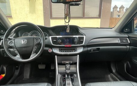 Honda Accord IX рестайлинг, 2013 год, 2 200 000 рублей, 12 фотография