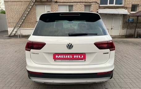 Volkswagen Tiguan II, 2019 год, 2 850 000 рублей, 5 фотография