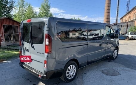 Renault Trafic, 2019 год, 2 800 000 рублей, 7 фотография