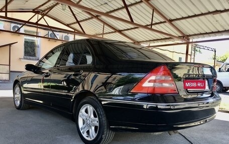 Mercedes-Benz C-Класс, 2003 год, 950 000 рублей, 9 фотография