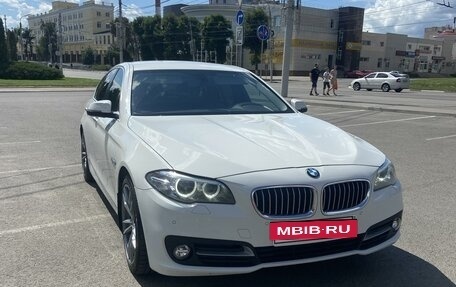 BMW 5 серия, 2015 год, 2 450 000 рублей, 2 фотография