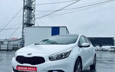 KIA cee'd III, 2012 год, 1 230 000 рублей, 2 фотография