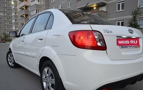 KIA Rio II, 2011 год, 795 000 рублей, 5 фотография