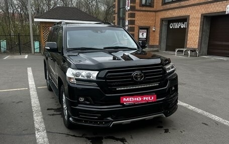 Toyota Land Cruiser 200, 2016 год, 5 800 000 рублей, 2 фотография