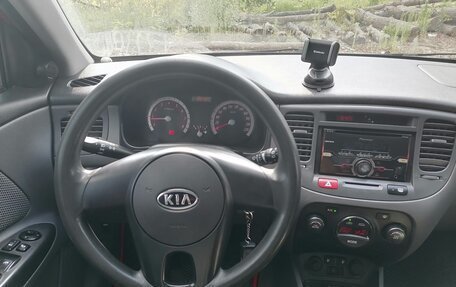 KIA Rio II, 2010 год, 500 000 рублей, 15 фотография