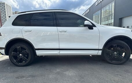 Volkswagen Touareg III, 2017 год, 3 800 000 рублей, 2 фотография