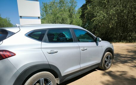 Hyundai Tucson III, 2018 год, 2 350 000 рублей, 2 фотография