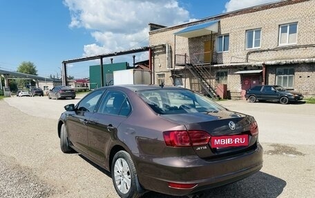 Volkswagen Jetta VI, 2014 год, 1 230 000 рублей, 4 фотография