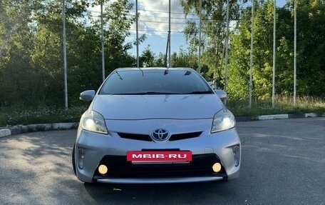 Toyota Prius, 2013 год, 1 440 000 рублей, 3 фотография