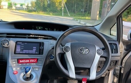 Toyota Prius, 2013 год, 1 440 000 рублей, 12 фотография