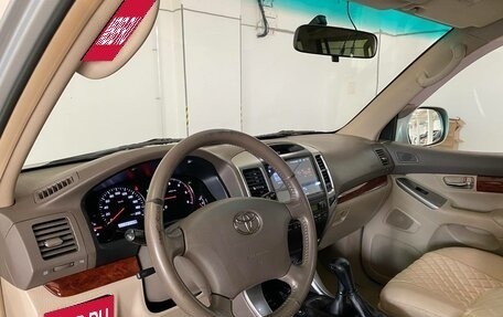 Toyota Land Cruiser Prado 120 рестайлинг, 2007 год, 1 949 000 рублей, 9 фотография