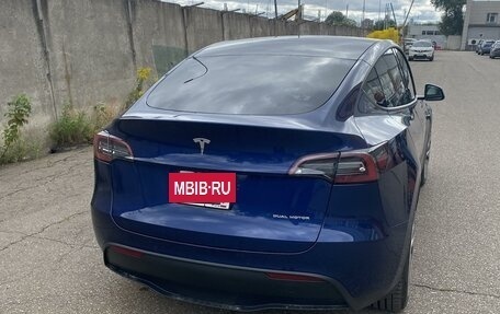 Tesla Model Y I, 2021 год, 4 200 000 рублей, 3 фотография