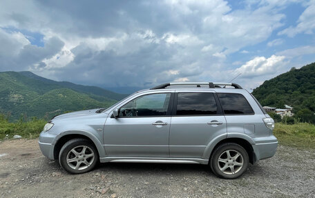 Mitsubishi Outlander III рестайлинг 3, 2007 год, 685 000 рублей, 3 фотография