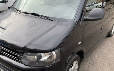 Volkswagen Multivan T5, 2012 год, 1 845 000 рублей, 1 фотография