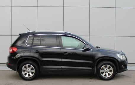 Volkswagen Tiguan I, 2011 год, 1 200 000 рублей, 5 фотография