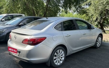 Opel Astra J, 2013 год, 1 099 000 рублей, 4 фотография