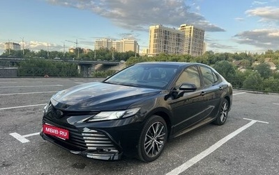 Toyota Camry, 2023 год, 3 999 000 рублей, 1 фотография