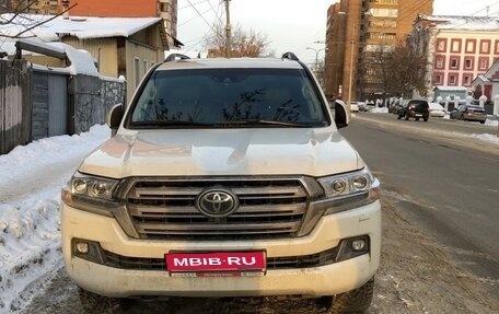 Toyota Land Cruiser 200, 2018 год, 9 000 000 рублей, 1 фотография