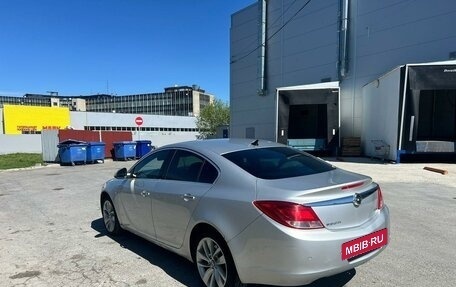 Opel Insignia II рестайлинг, 2013 год, 900 000 рублей, 2 фотография