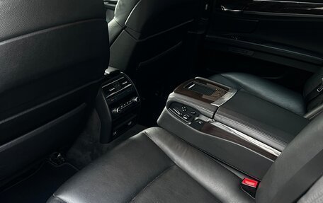 BMW 7 серия, 2009 год, 1 890 000 рублей, 15 фотография