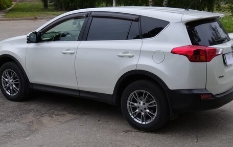 Toyota RAV4, 2015 год, 1 850 000 рублей, 5 фотография