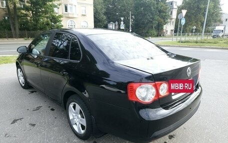 Volkswagen Jetta VI, 2009 год, 599 000 рублей, 2 фотография