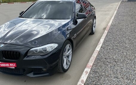 BMW 5 серия, 2010 год, 1 670 000 рублей, 2 фотография