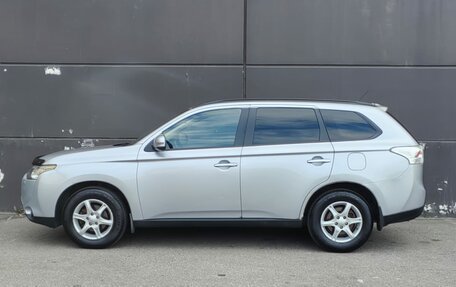 Mitsubishi Outlander III рестайлинг 3, 2012 год, 1 529 000 рублей, 7 фотография