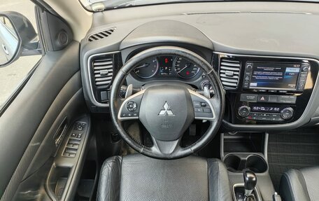 Mitsubishi Outlander III рестайлинг 3, 2012 год, 1 529 000 рублей, 11 фотография