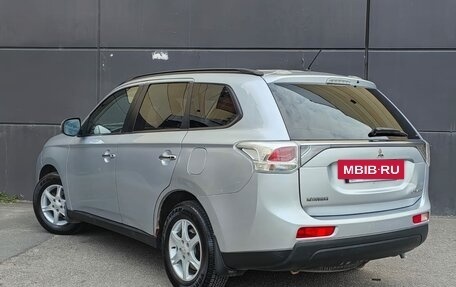 Mitsubishi Outlander III рестайлинг 3, 2012 год, 1 529 000 рублей, 6 фотография