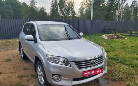 Toyota RAV4, 2010 год, 1 430 000 рублей, 4 фотография