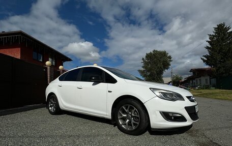 Opel Astra J, 2013 год, 1 000 000 рублей, 3 фотография