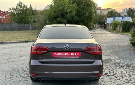 Volkswagen Jetta VI, 2015 год, 1 350 000 рублей, 6 фотография