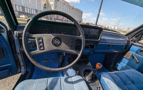 Opel Commodore C, 1978 год, 370 000 рублей, 11 фотография