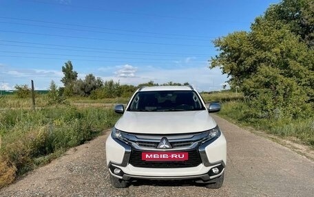 Mitsubishi Pajero Sport III рестайлинг, 2018 год, 3 250 000 рублей, 3 фотография