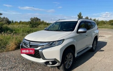 Mitsubishi Pajero Sport III рестайлинг, 2018 год, 3 250 000 рублей, 2 фотография