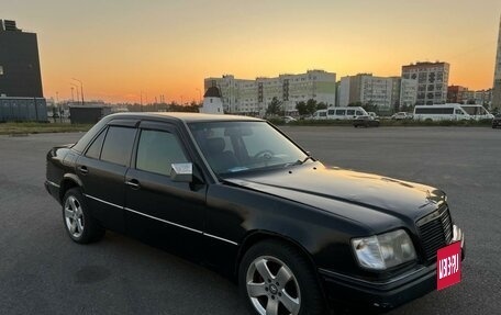 Mercedes-Benz E-Класс, 1994 год, 220 000 рублей, 2 фотография