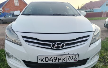 Hyundai Solaris II рестайлинг, 2014 год, 745 000 рублей, 1 фотография