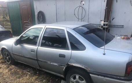 Opel Vectra A, 1993 год, 58 000 рублей, 2 фотография