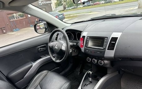 Mitsubishi Outlander III рестайлинг 3, 2012 год, 1 390 000 рублей, 11 фотография