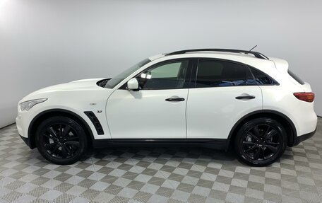 Infiniti QX70, 2016 год, 2 775 000 рублей, 8 фотография