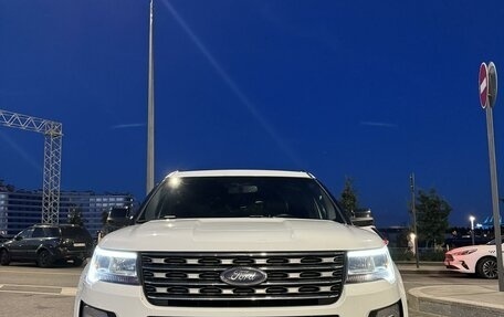 Ford Explorer VI, 2016 год, 3 100 000 рублей, 3 фотография