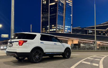 Ford Explorer VI, 2016 год, 3 100 000 рублей, 17 фотография