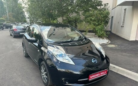 Nissan Leaf I, 2015 год, 1 000 000 рублей, 1 фотография